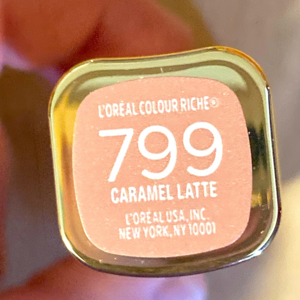 L’Oréal lipstick